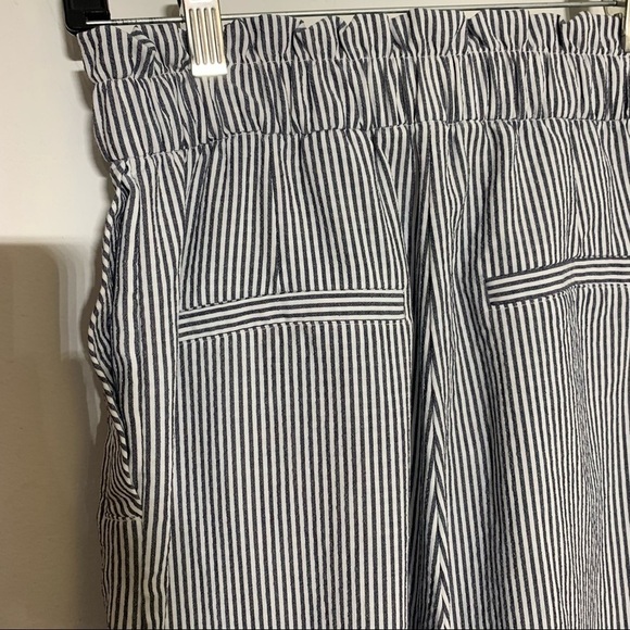 H&M High waist Nautical Striped wide leg Trouser Pants women’s size 4 small - Picture 4 of 6